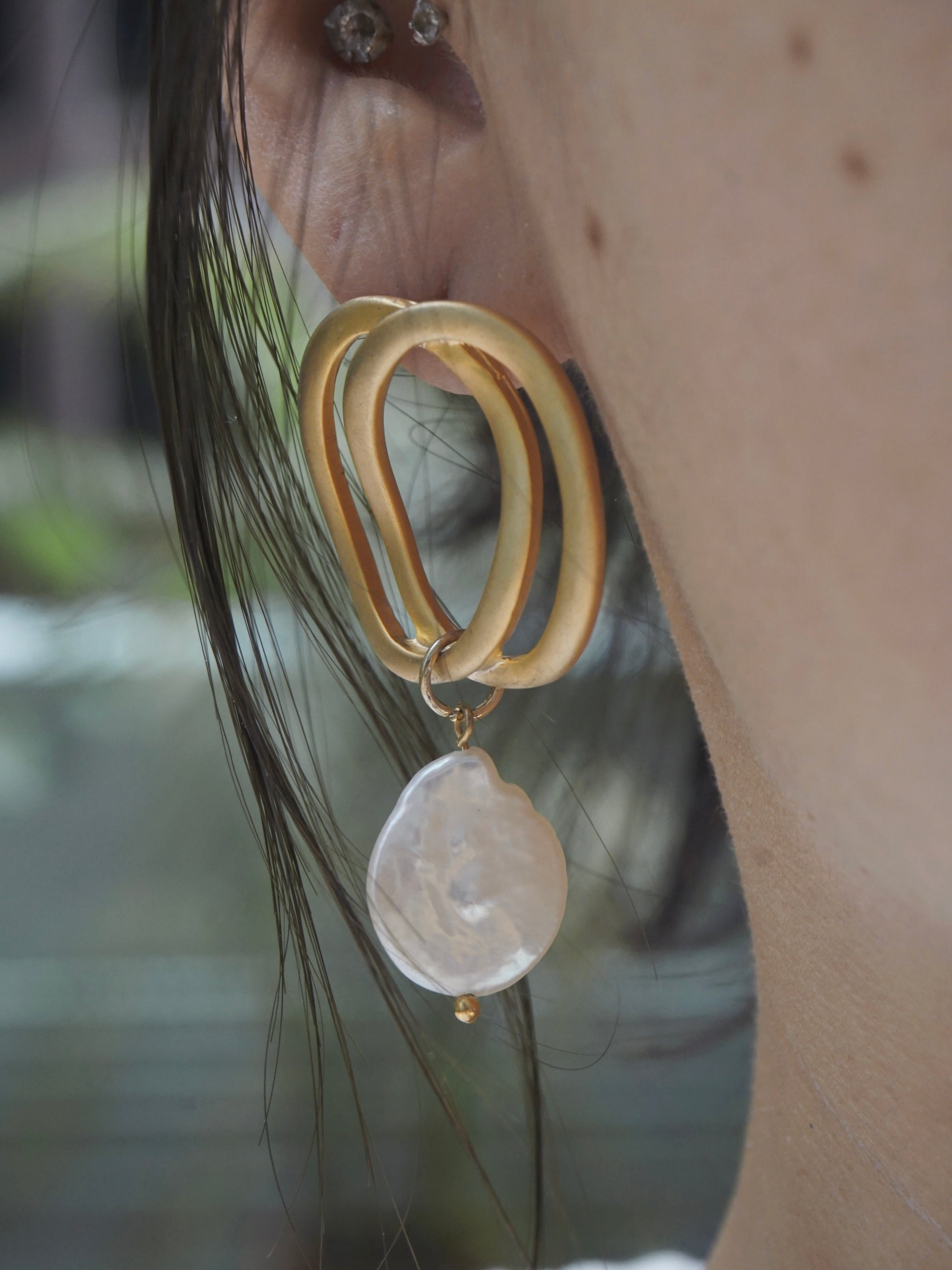 Freshwater flat pearl earrings