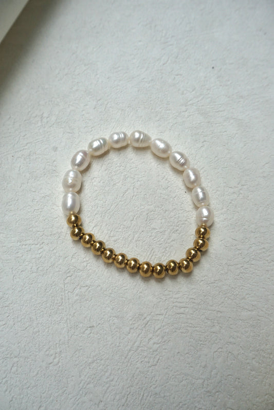 Eyana Freshwater Pearl And Gold Beads Bracelet  - 18K Gold Plated
