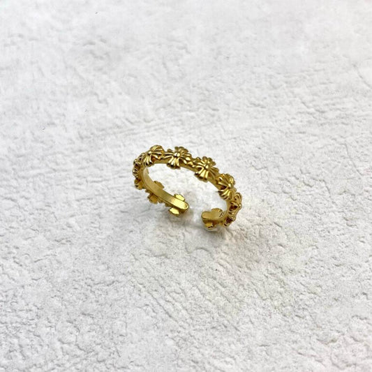Eternity Flowers Gold Ring - 18k Gold Plated