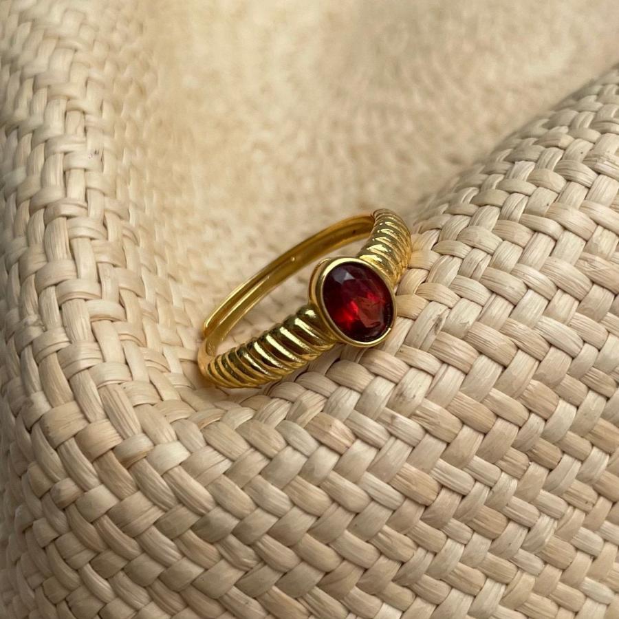 Callisto Garnet Gemstone Silver Ring - 18K Gold Plated