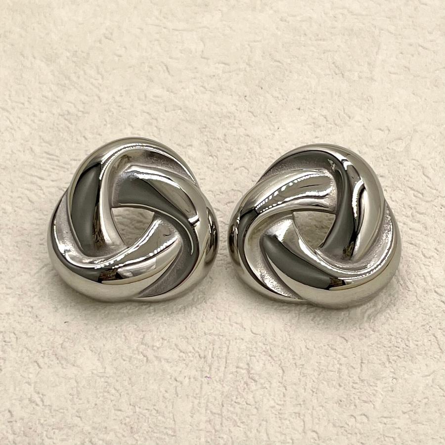 Chunky Knot Silver Stud