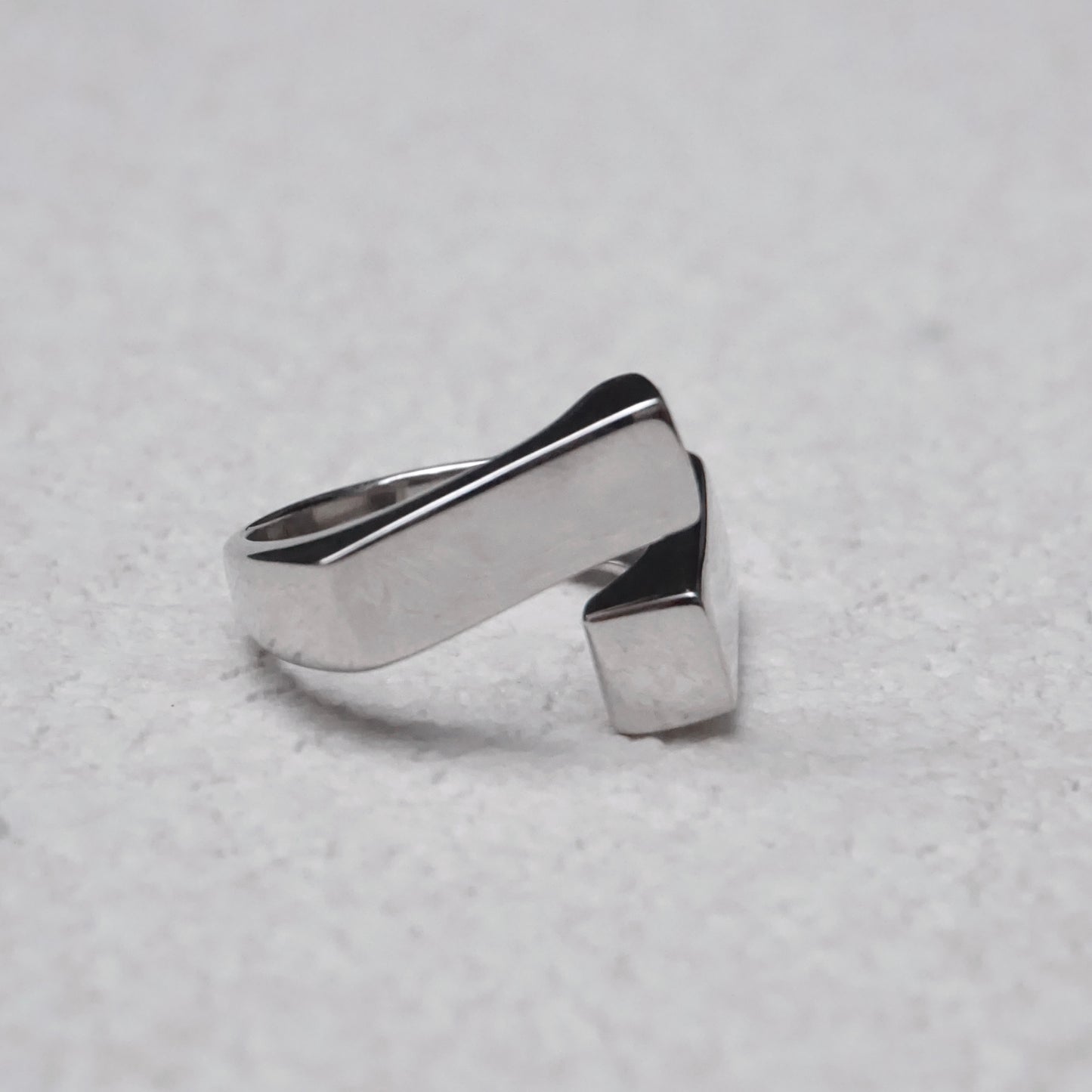 Eavanlee Square Open-end Sterling Silver Ring