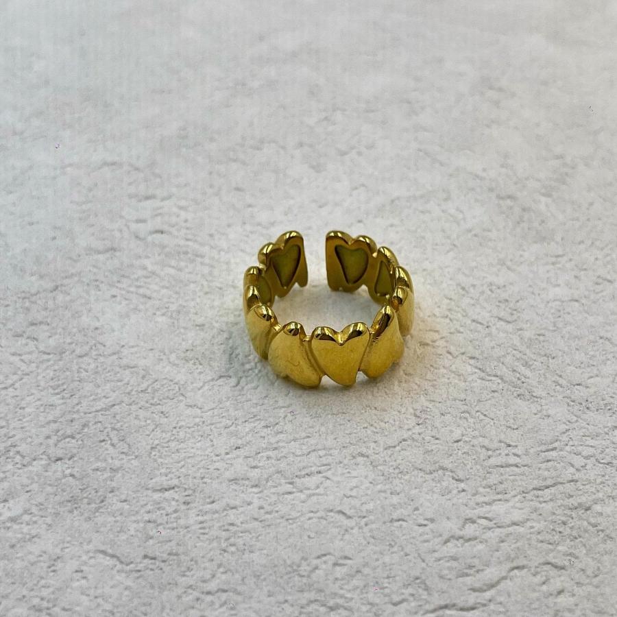 Eternity Hearts Ring - Gold