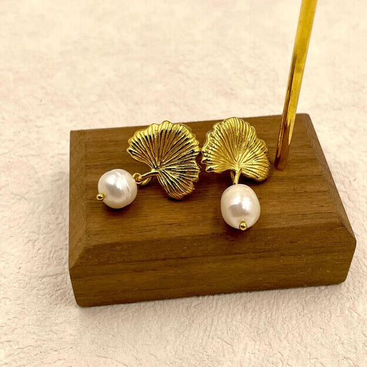 Gingko Shape Stud with drop baroque pearl