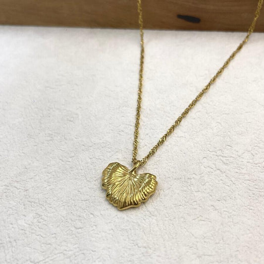 Pendant of Ginkgo shape, 18k gold plated