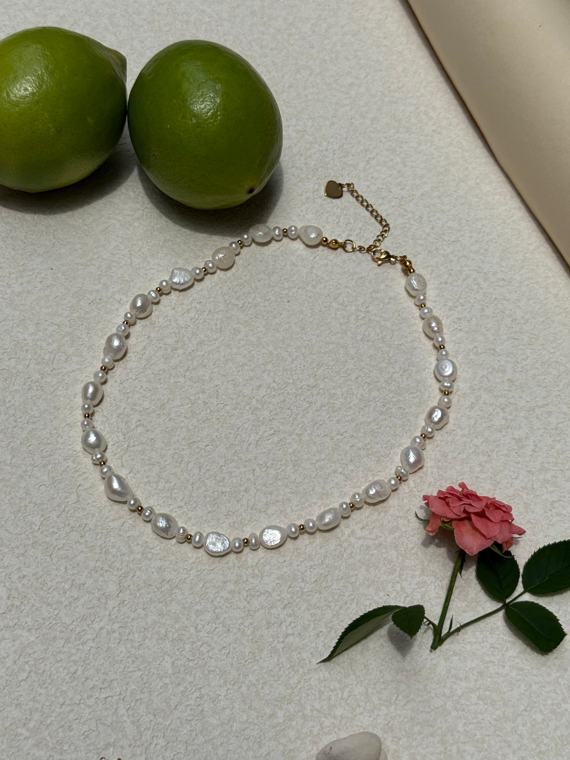 Elrida Multi-size Freshwater Pearls Necklace - 18K Gold Plated