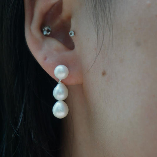 Model in Dallas Three Freshwater Pearls Drop Earrings