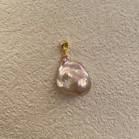 large baroque pearl pendant - pink