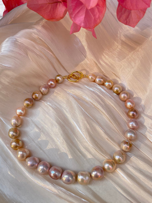 pink_chunky_freshwater_Baroque_pearl_statement_necklace