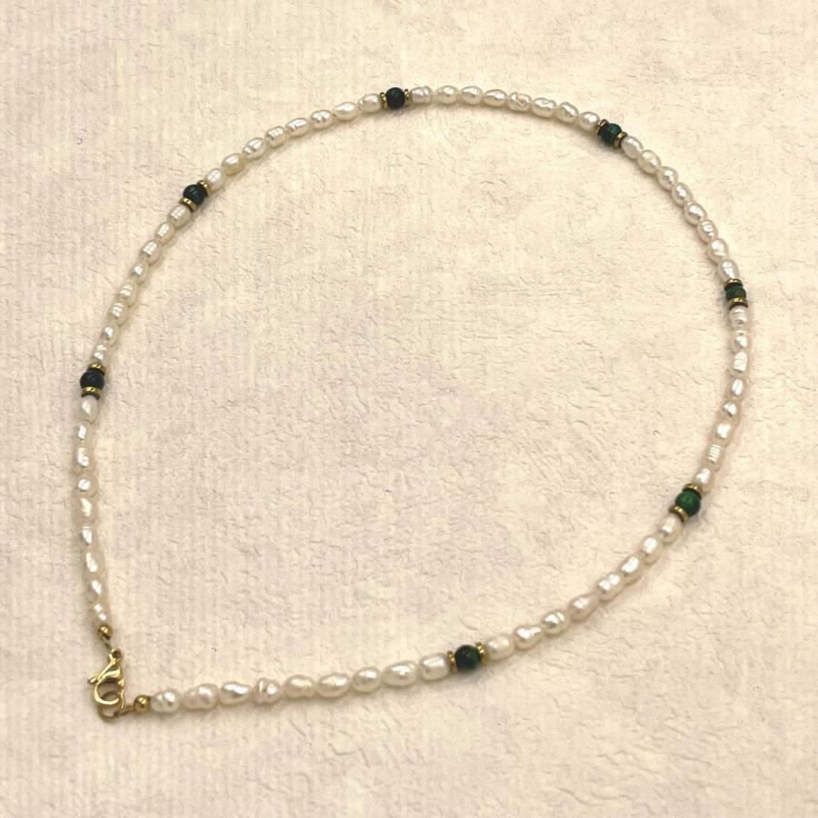 Baroque Pearl Choker with Green Beads 