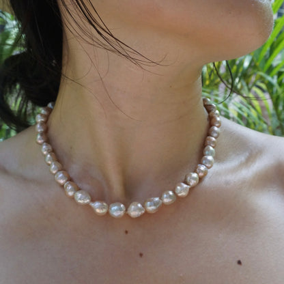 Elriza 9-10mm Freshwater Baroque Pearl Necklace