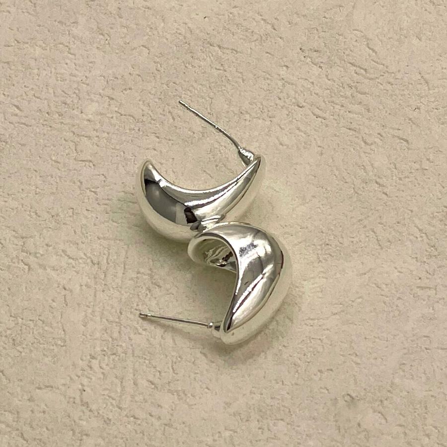 Simple Waterdrop Silver Stud 